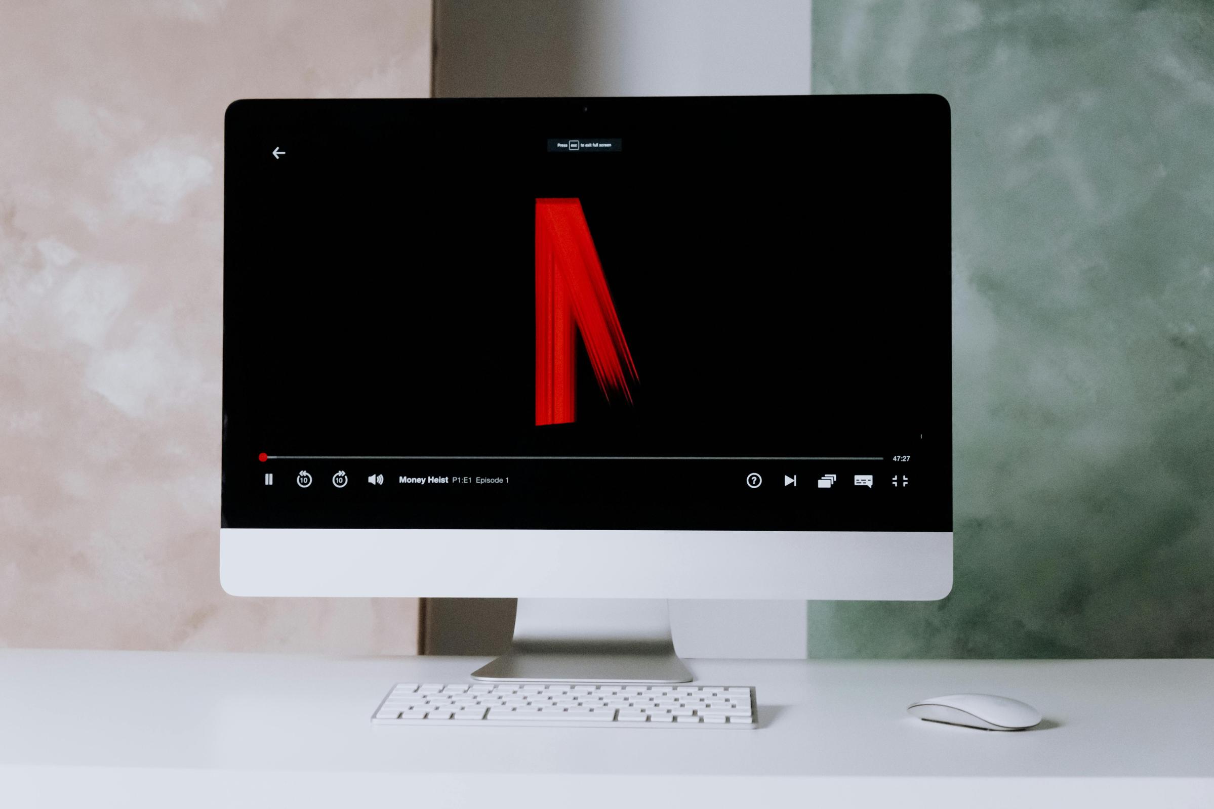 Comment réparer le deuxième écran de bureau qui clignote en noir avec Netflix